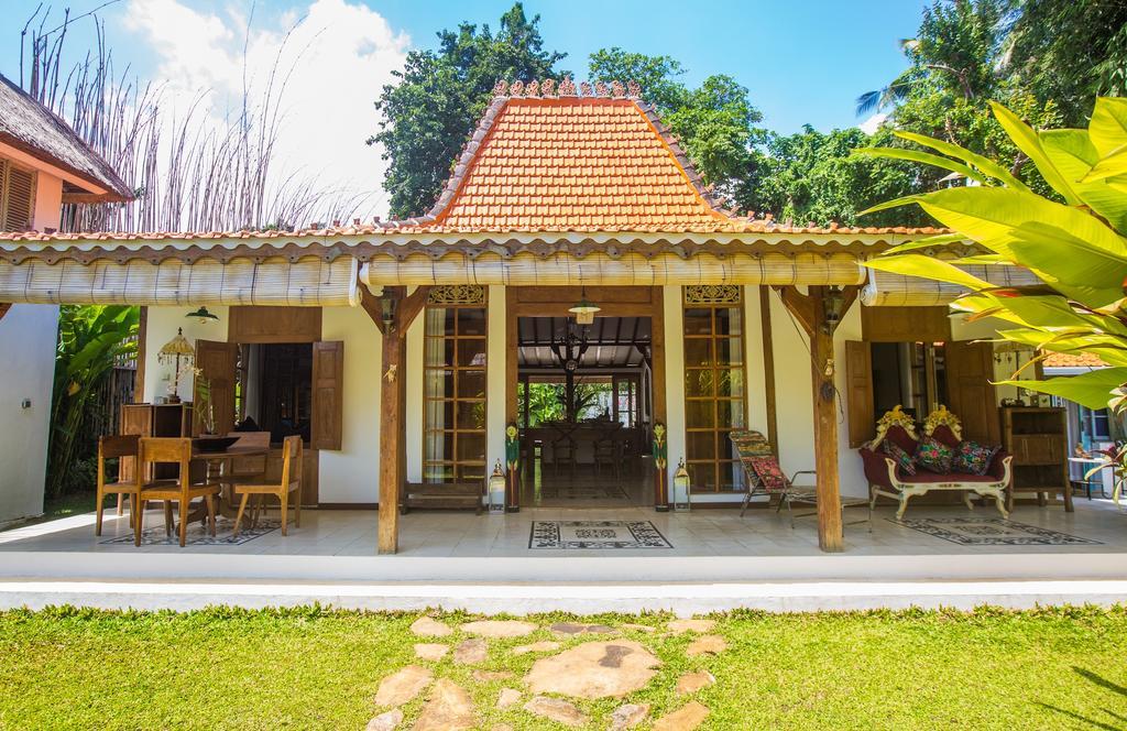 Lata Lama Lovina  Exterior photo